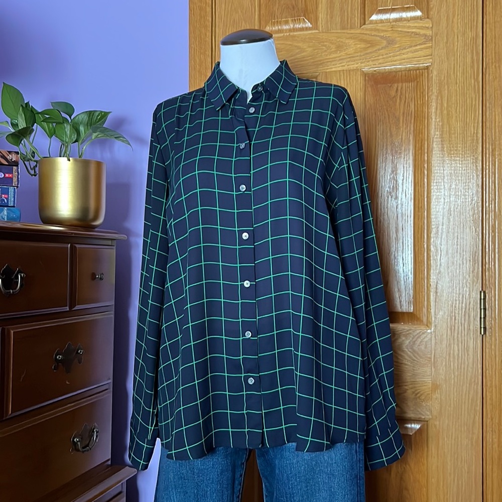 J CREW 💙 Checked Pattern, Navy Blue, Green, sheer blouse, office casual comfort
